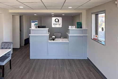 Quality Inn image 3
